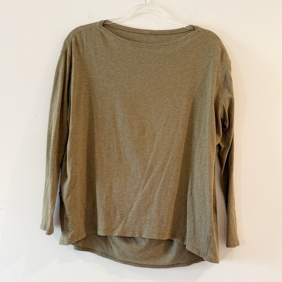 Lululemon Back In Action Long Sleeve Top - Picture 2 of 5